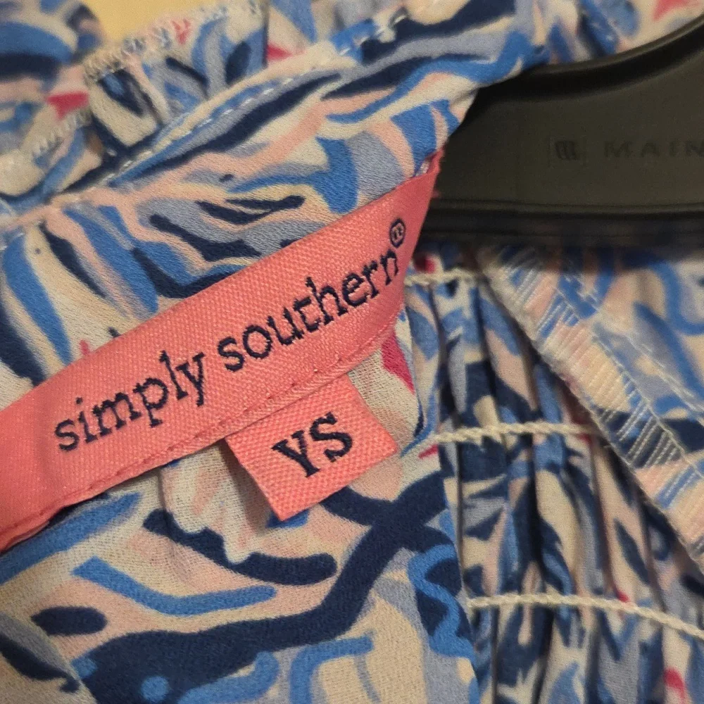 Simply Southern Blue & Pink Leaf Patterned Flowy Smocked Dress Size Youth Small